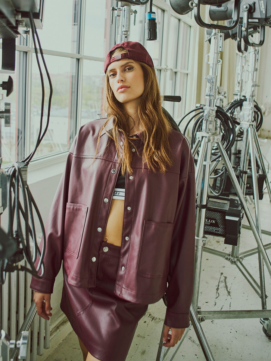 Shop the Look - nm_shop_the_look_27034745_27034748_1751458789034_custom-0.jpg