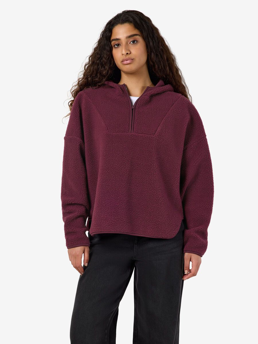 Product tile image NMCOZY HALF-ZIP FLEECE, Fig 27030631_Fig
