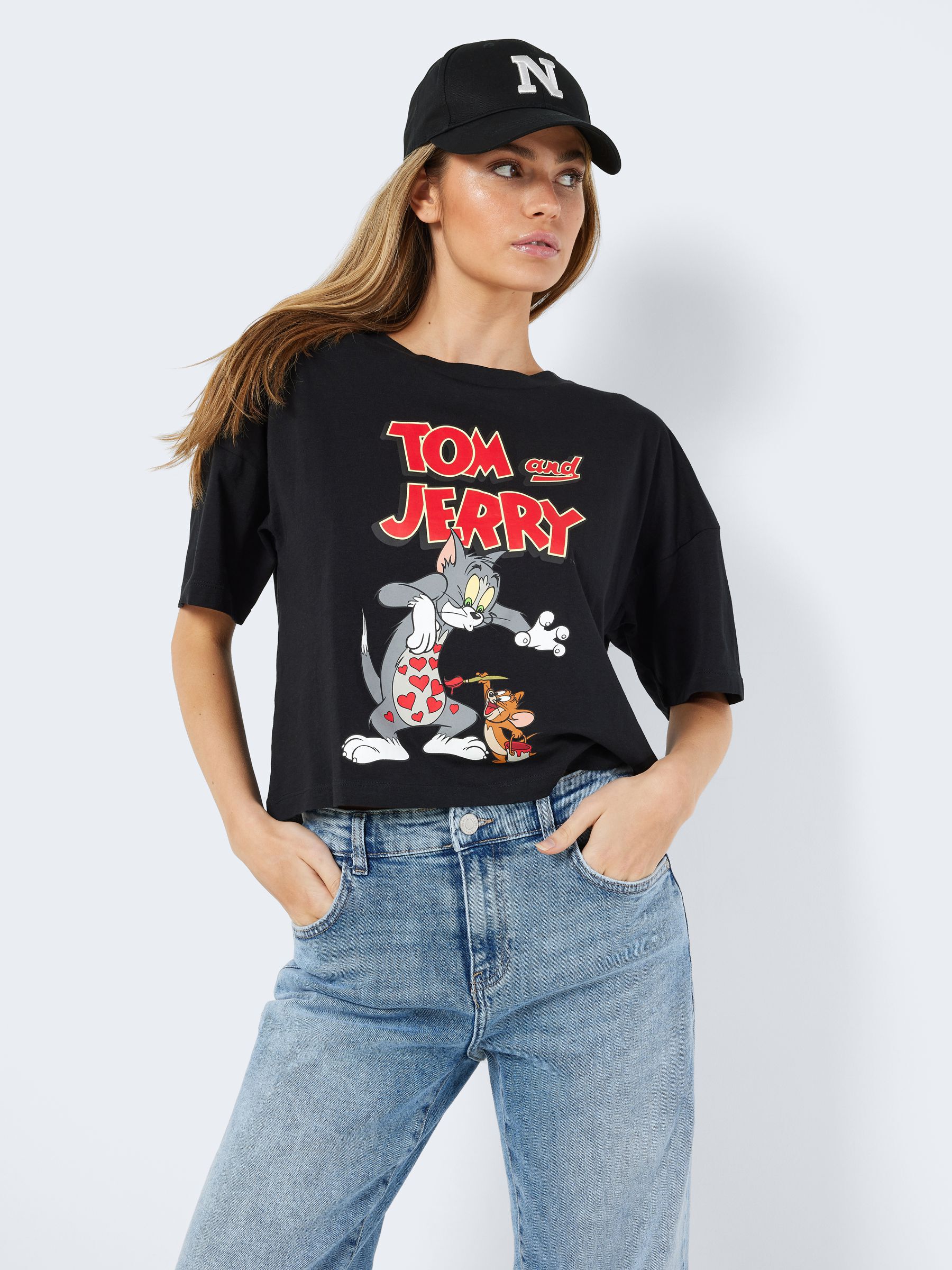 TOM AND JERRY T SHIRT