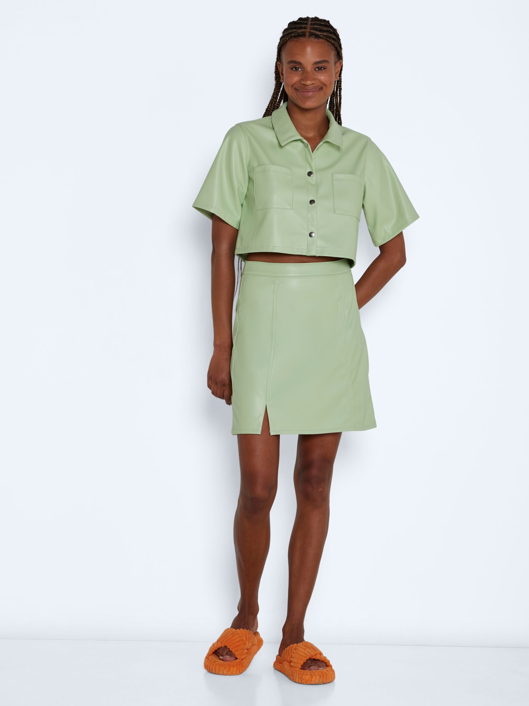 High waisted shop skirt green shirt