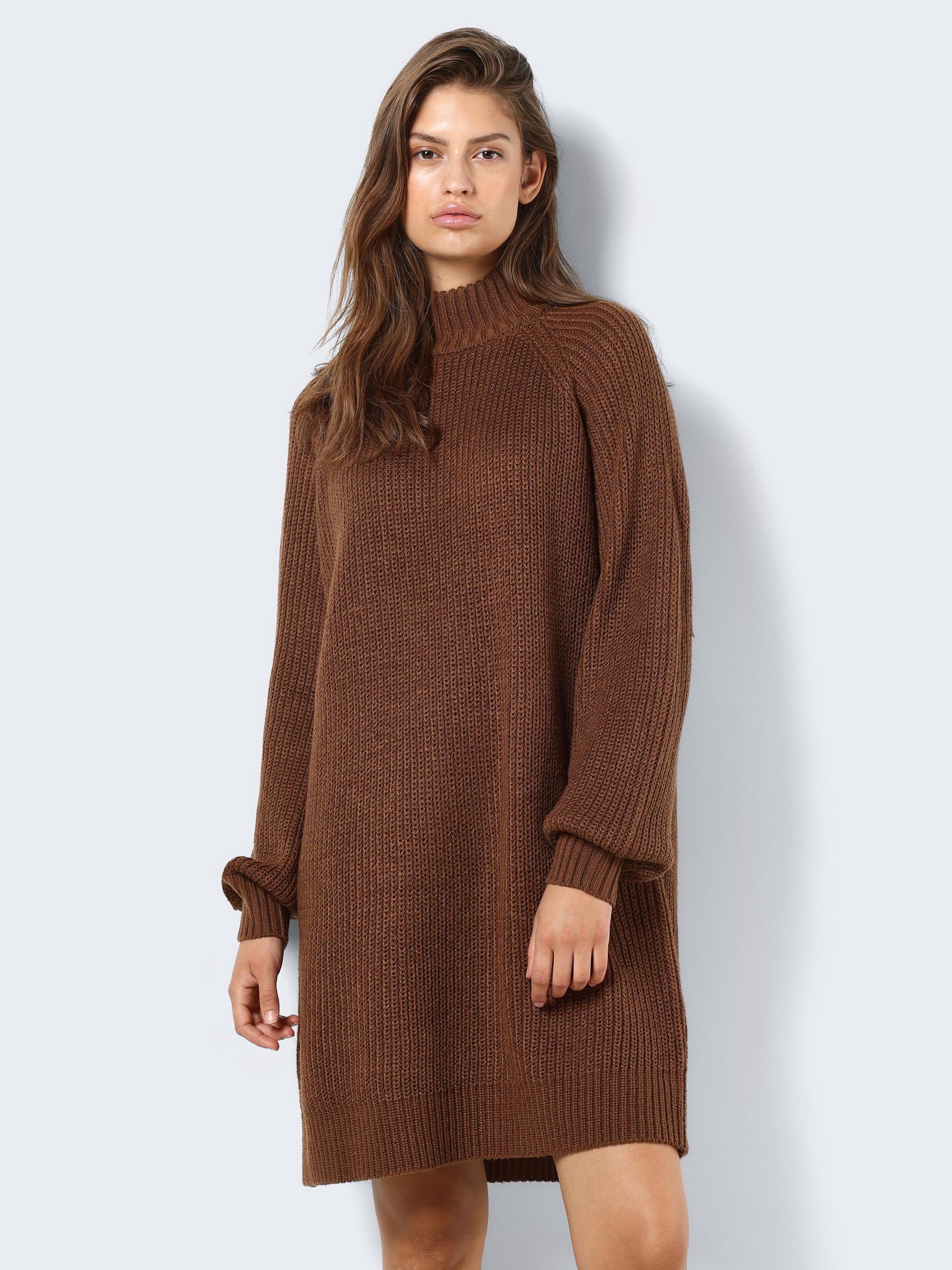 Noisy may jurk new arrivals