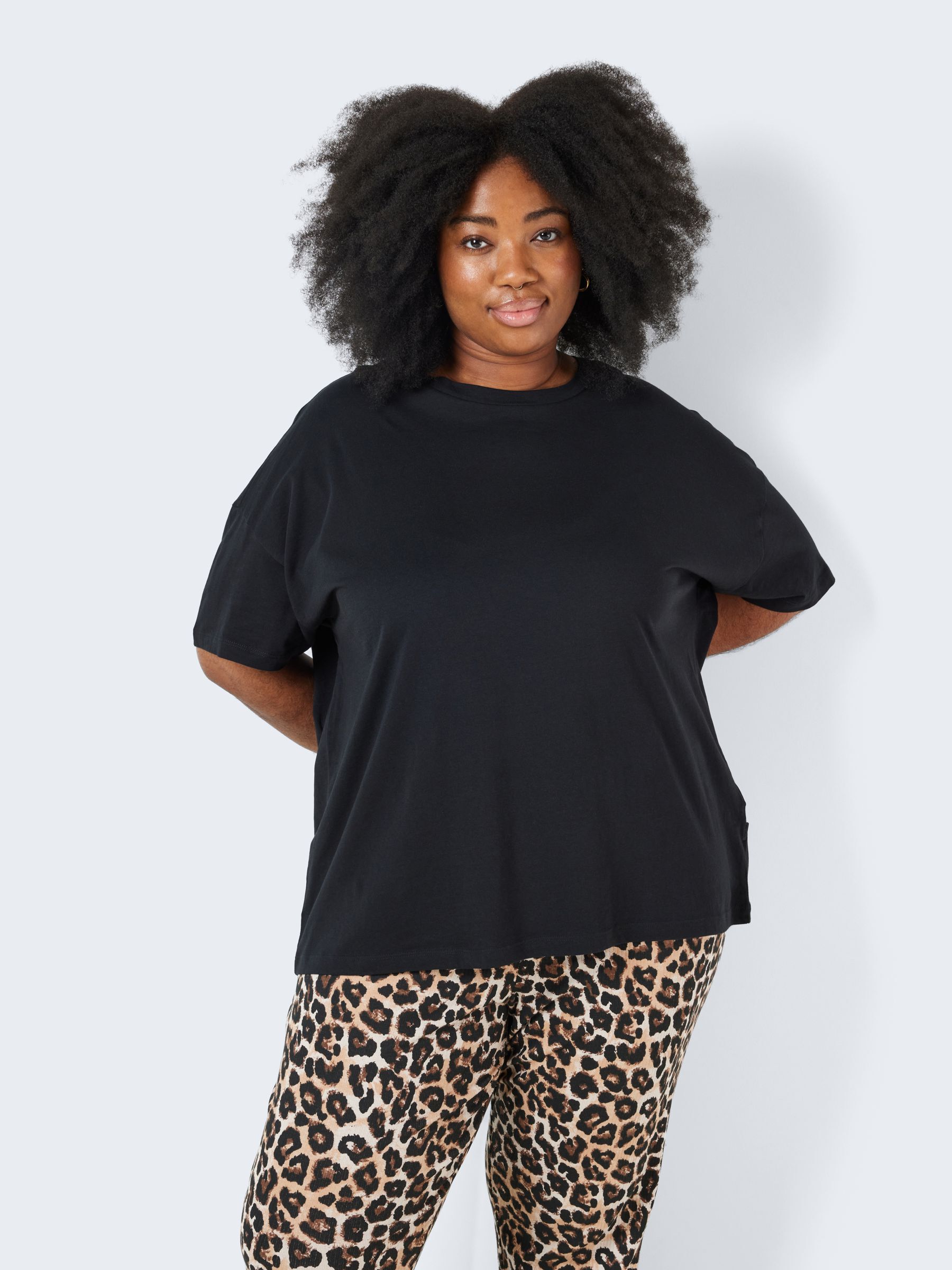 CURVE OVERSIZED T SHIRT Black NOISY MAY