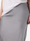 Noisy May CURVE METALLIC MAXI SKIRT, Ghost Gray, highres - 27034960_GhostGray_006.jpg