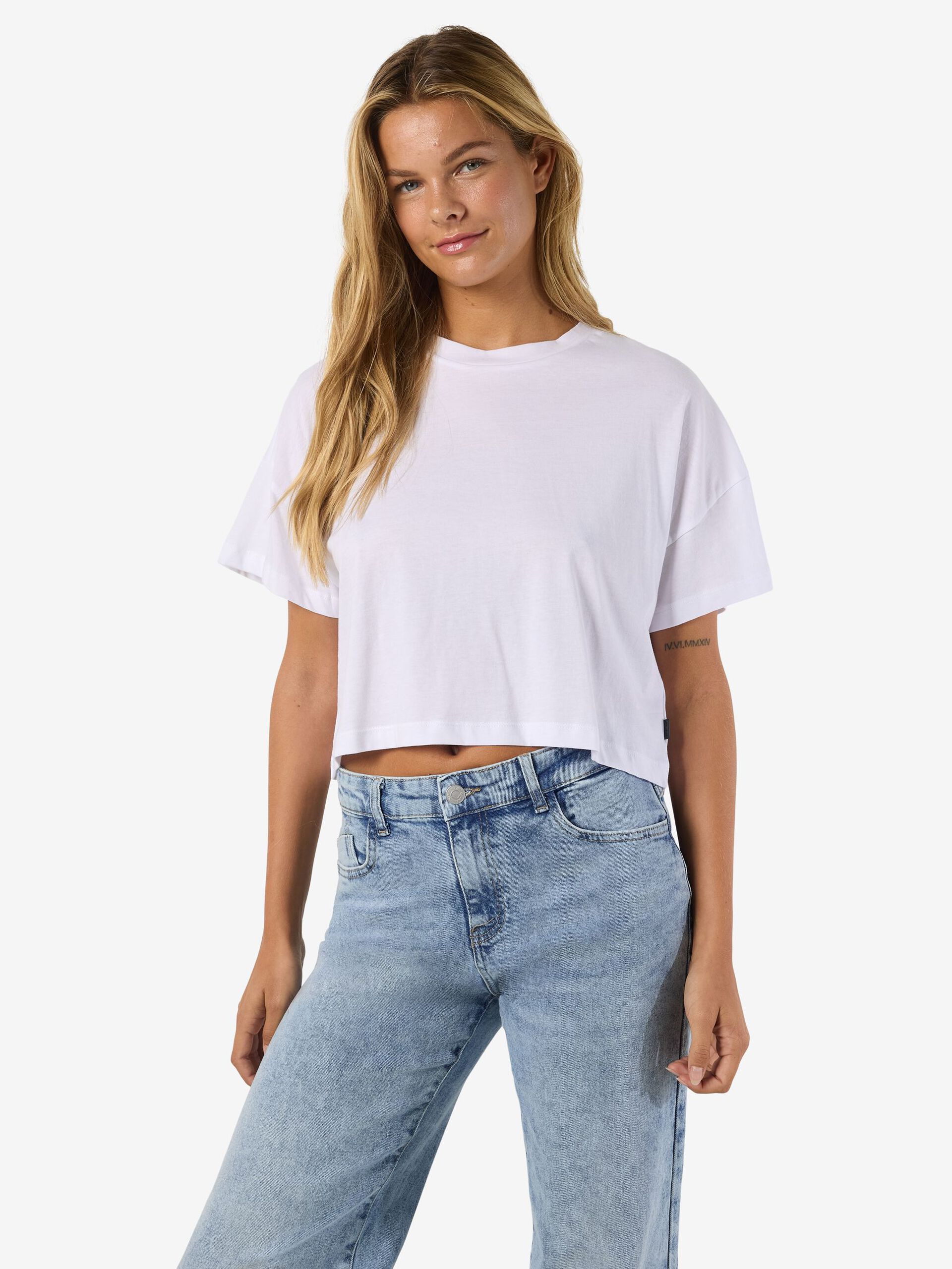 Carousel image - SHORT SLEEVED SEMI CROPPED TOP, Bright White | 8