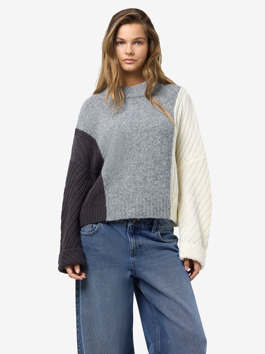 Product tile image - COLOUR BLOCK PULLOVER, Charcoal Gray | 27035358_CharcoalGray_1216807