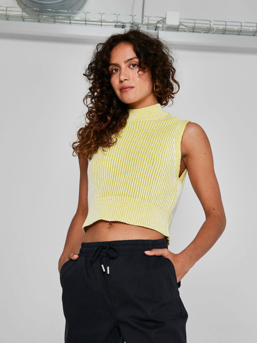 CROPPED GILET, Sulphur Spring, highres