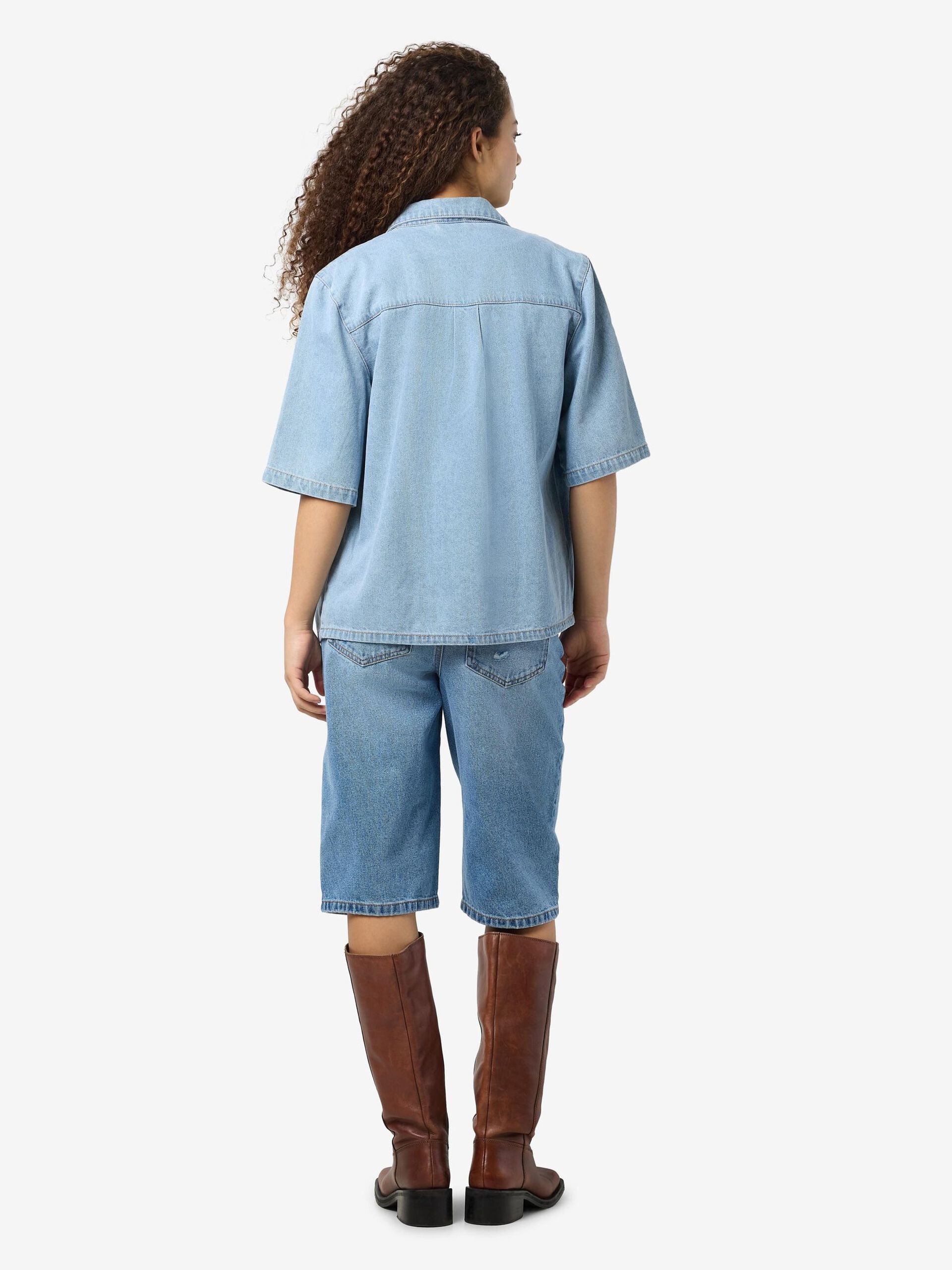 Carousel image - SHORT SLEEVED DENIM SHIRT, Light Blue Denim | 3