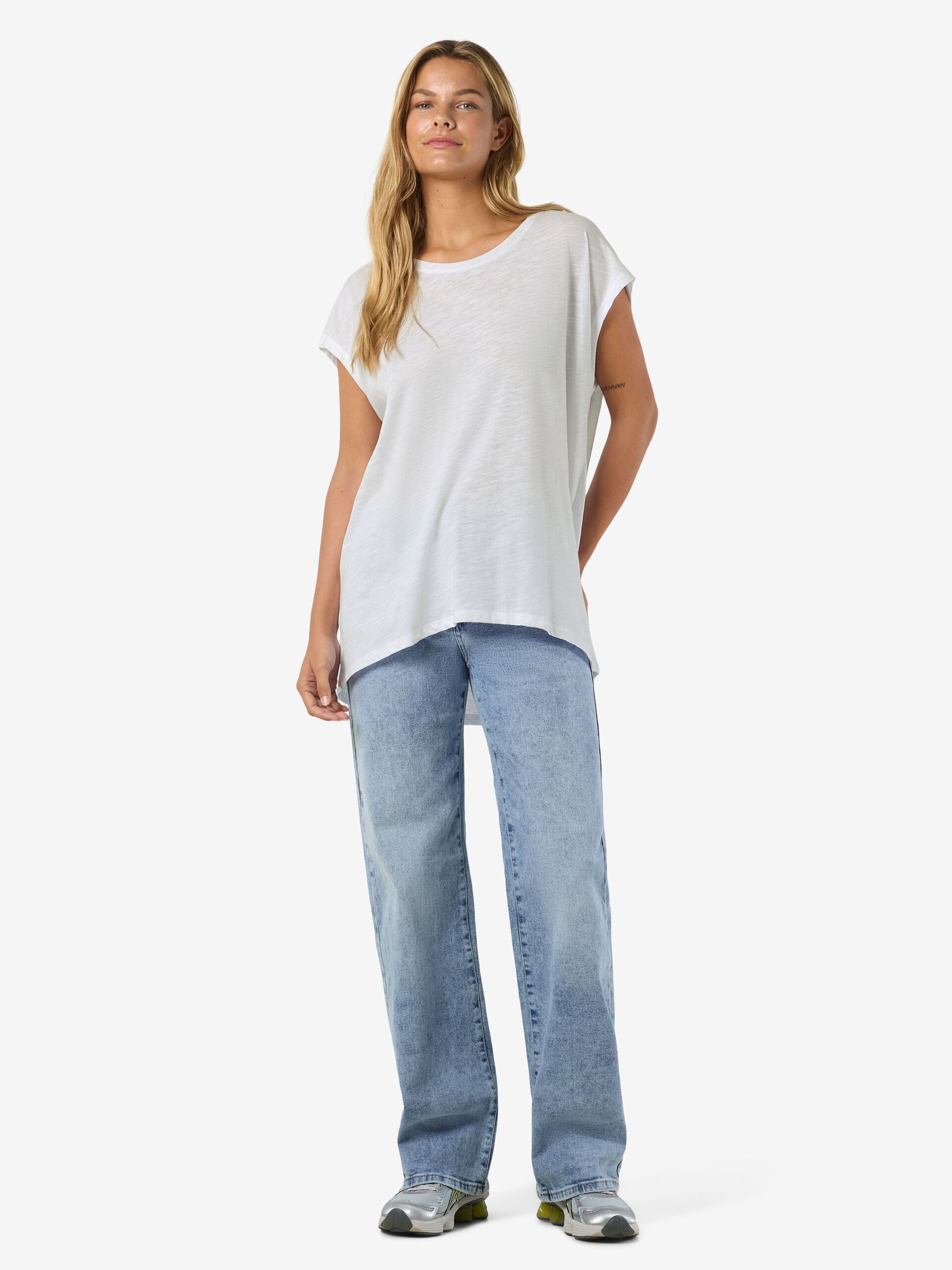 Carousel image - SURDIMENSIONNÉ T-SHIRT, Bright White | 4