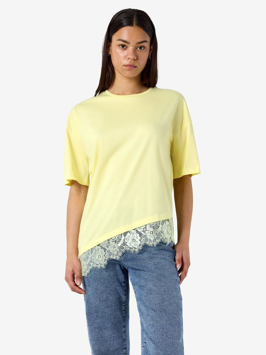 Product tile image - LACE DETAILED T-SHIRT, French Vanilla | 27038485_FrenchVanilla_1326537
