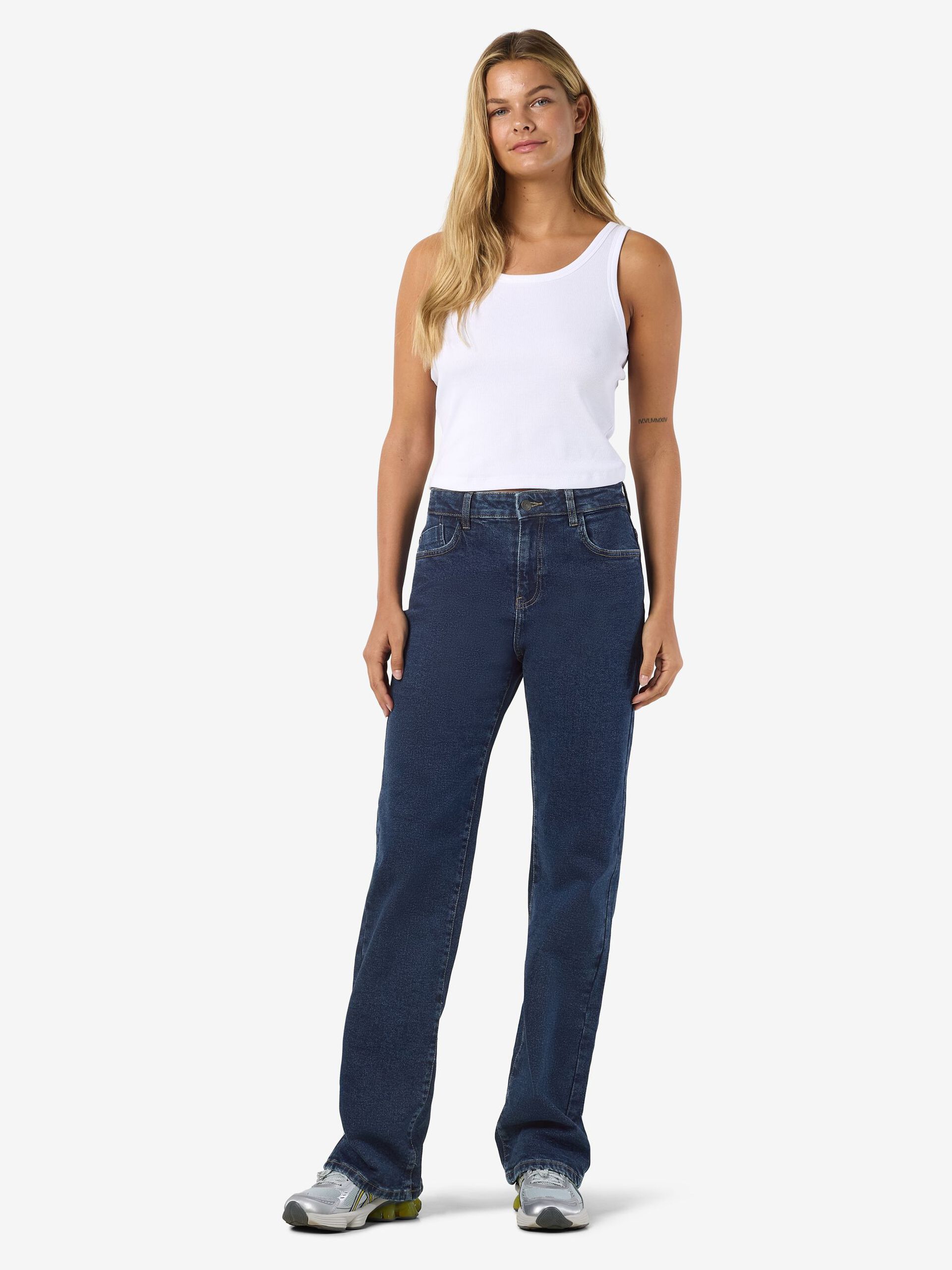 Carousel image - NMYOLANDA JEANSY O REGULARNYM FASONIE, Dark Blue Denim | 5