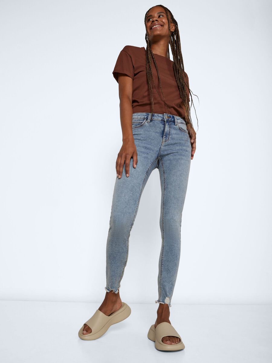 Noisy May NMLUCY YESRMAL WAIST CROPPED SKINNY FIT JEANS, Light Blue Denim, highres - 27020548_LightBlueDenim_007.jpg