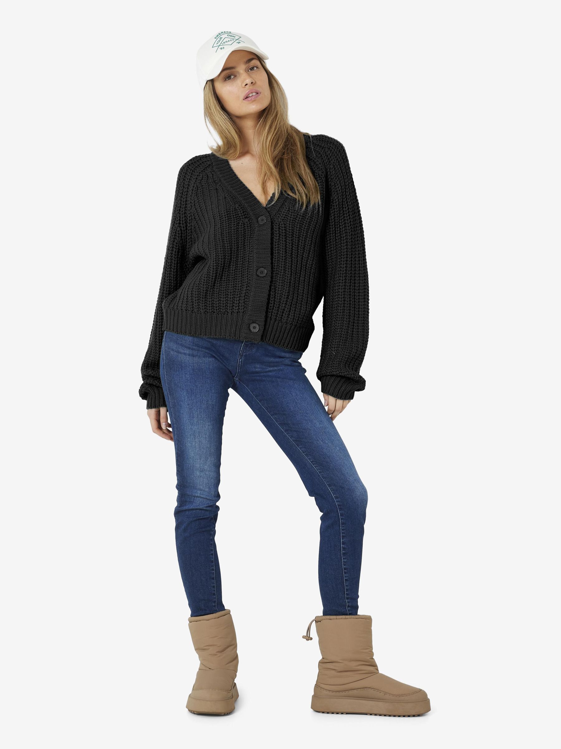 KNITTED CARDIGAN