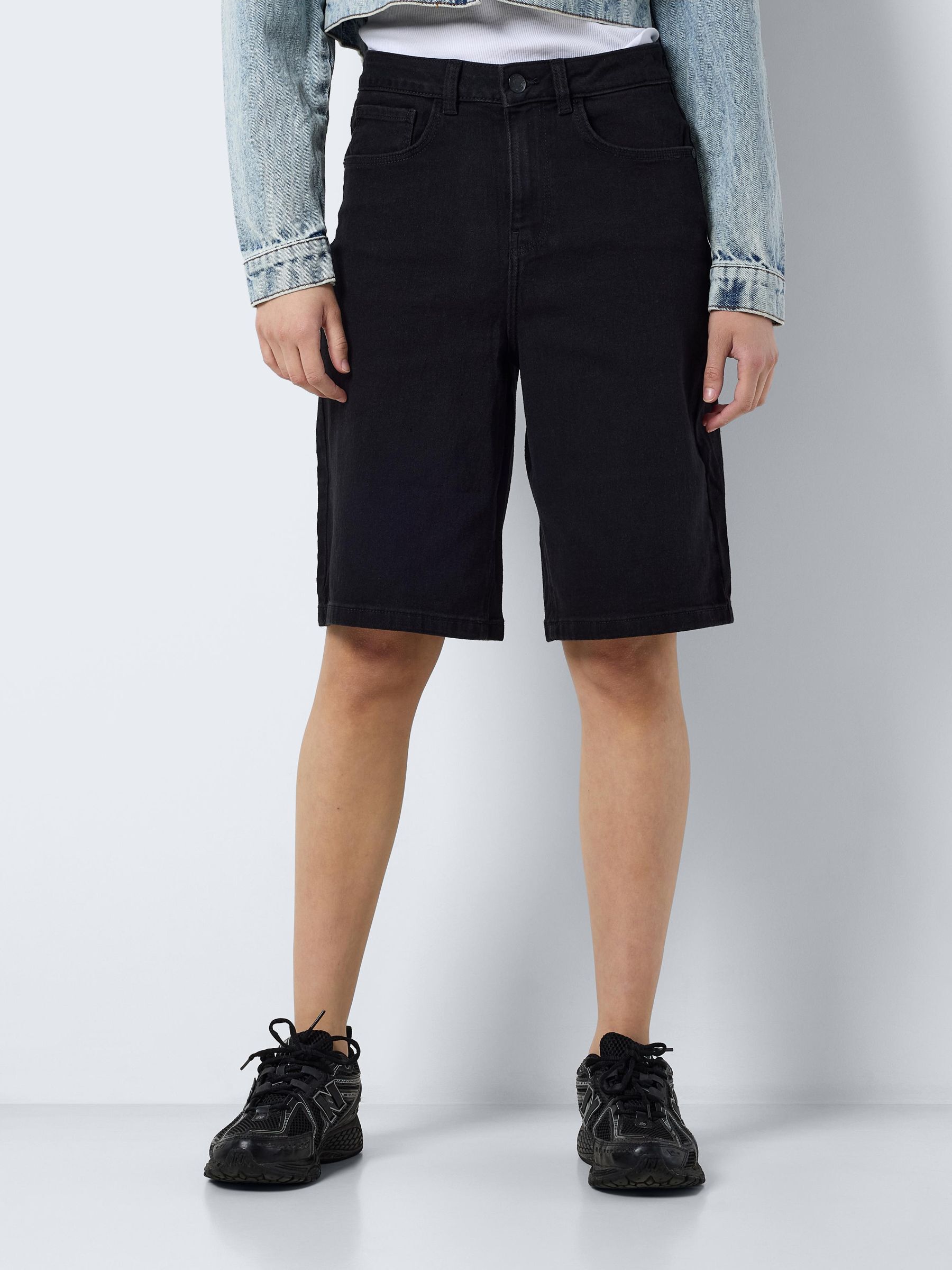 LONG DENIM SHORTS Black NOISY MAY