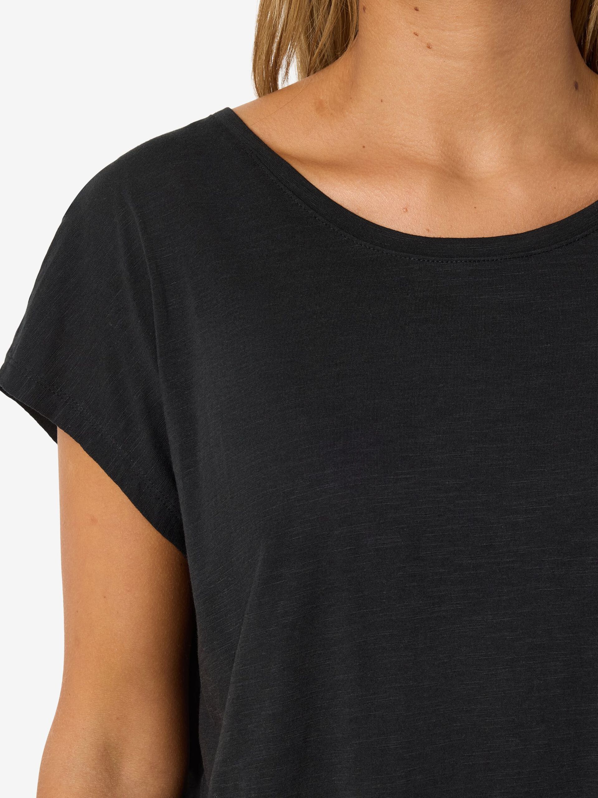 Carousel image - OVERSIZED T-SHIRT, Black | 5