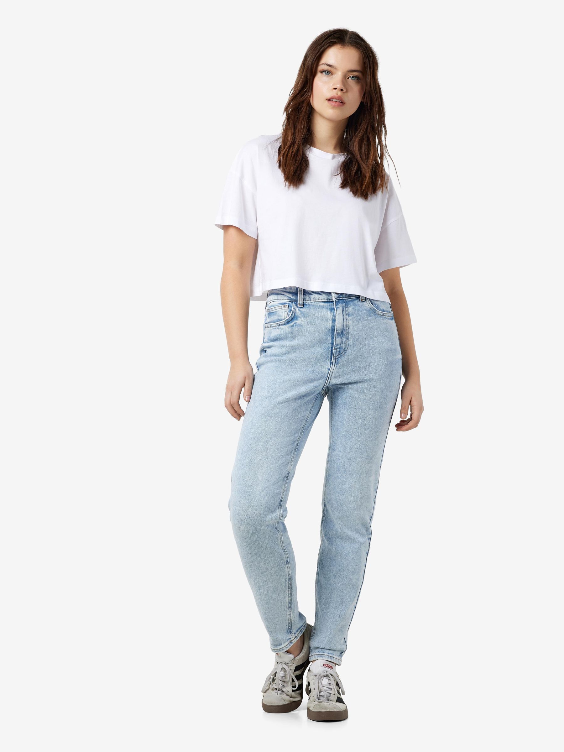 High waisted blue jeans with belt loops hotsell