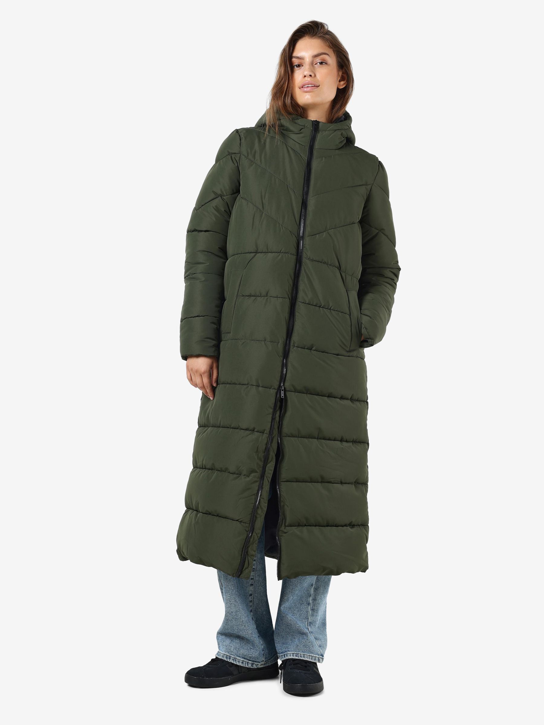 Shop our popular puffer jackets online