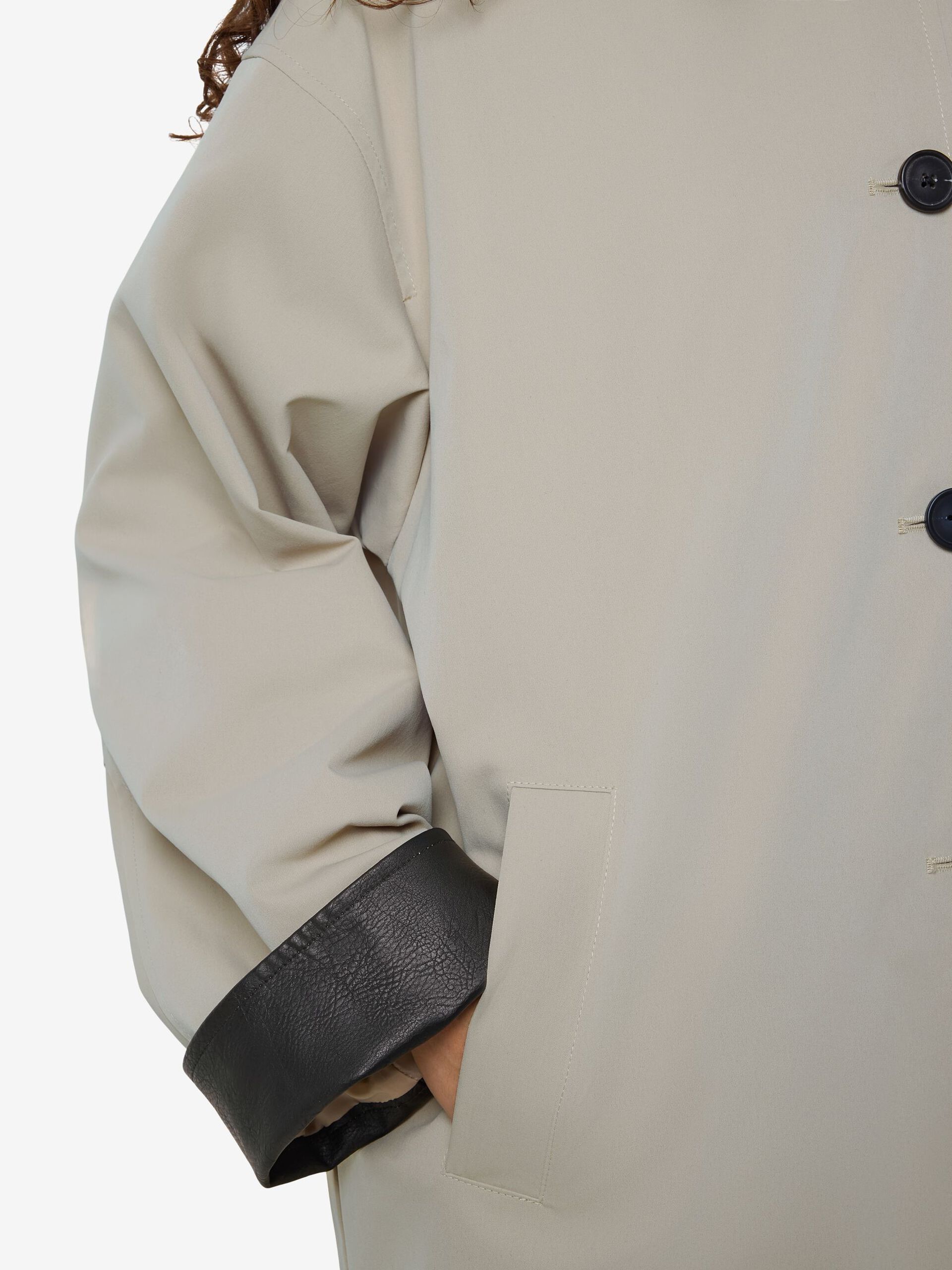 Carousel image - STATEMENT LONG COAT, Silver Lining | 8