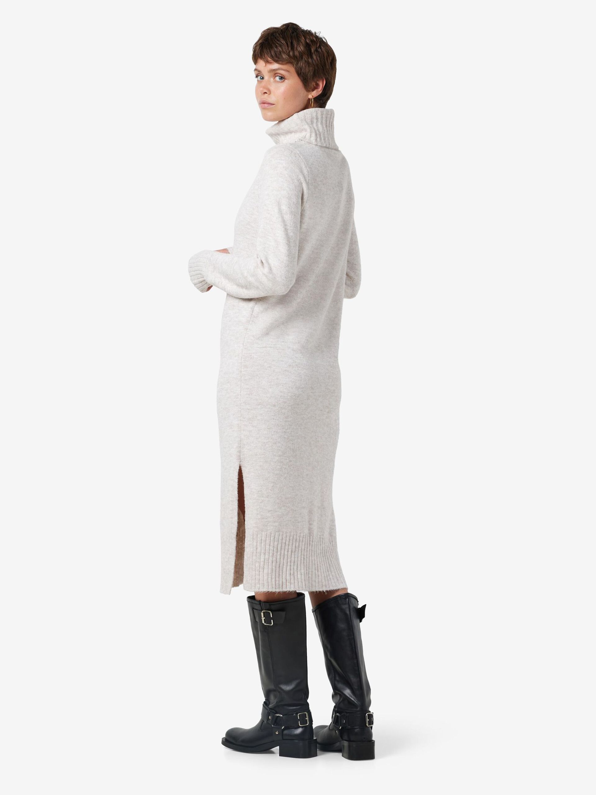 Carousel image - HIGH NECK STRICKKLEID, Eggnog | 3