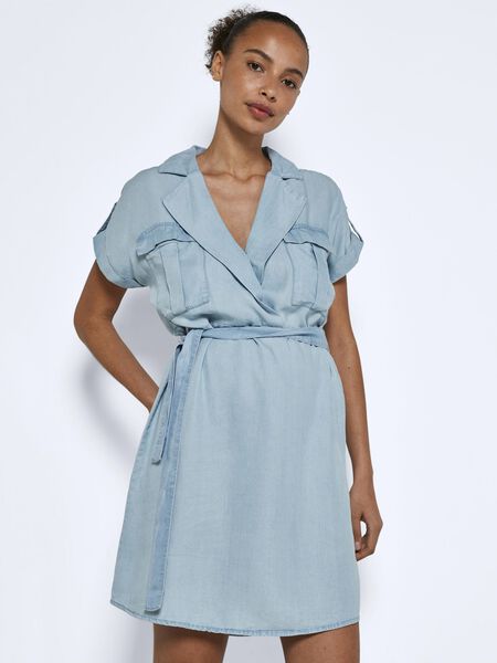 Noisy May KURZÄRMELIGES BLUSENKLEID, Light Blue Denim, highres - 27005660_LightBlueDenim_007.jpg