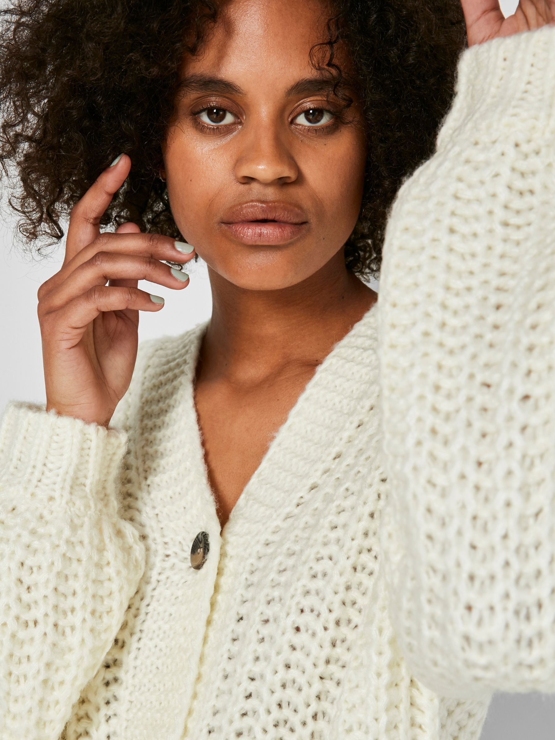 White chunky knit cardigan outlet