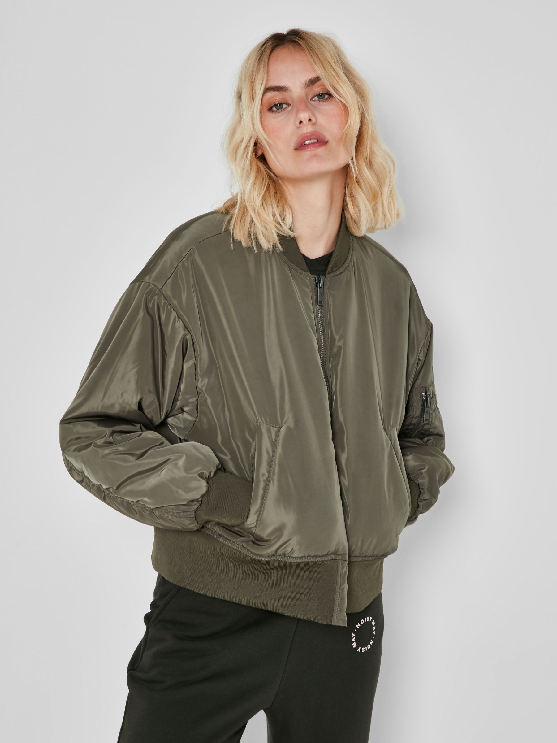 Noisy 2025 may jacket