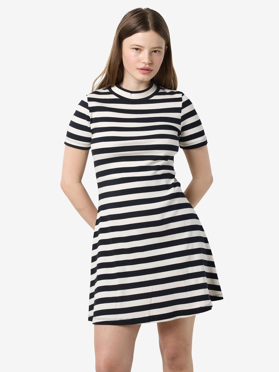 Noisy May NMELINOR SKATER DRESS, Birch, highres - 27033179_Birch_1171375_007.jpg