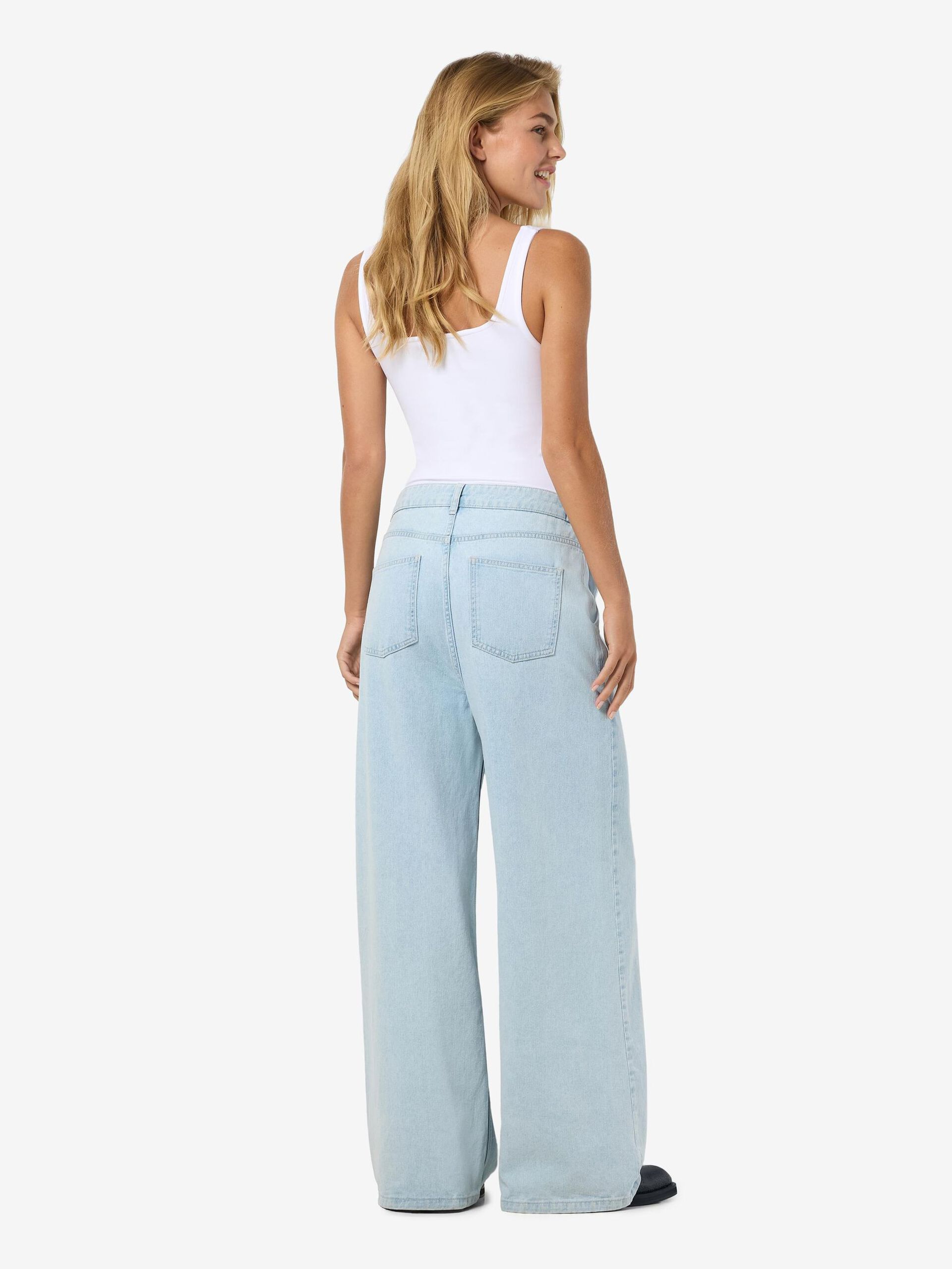 Carousel image - NMSEWA JEANS MIT WEITEM BEIN, Light Blue Denim | 3