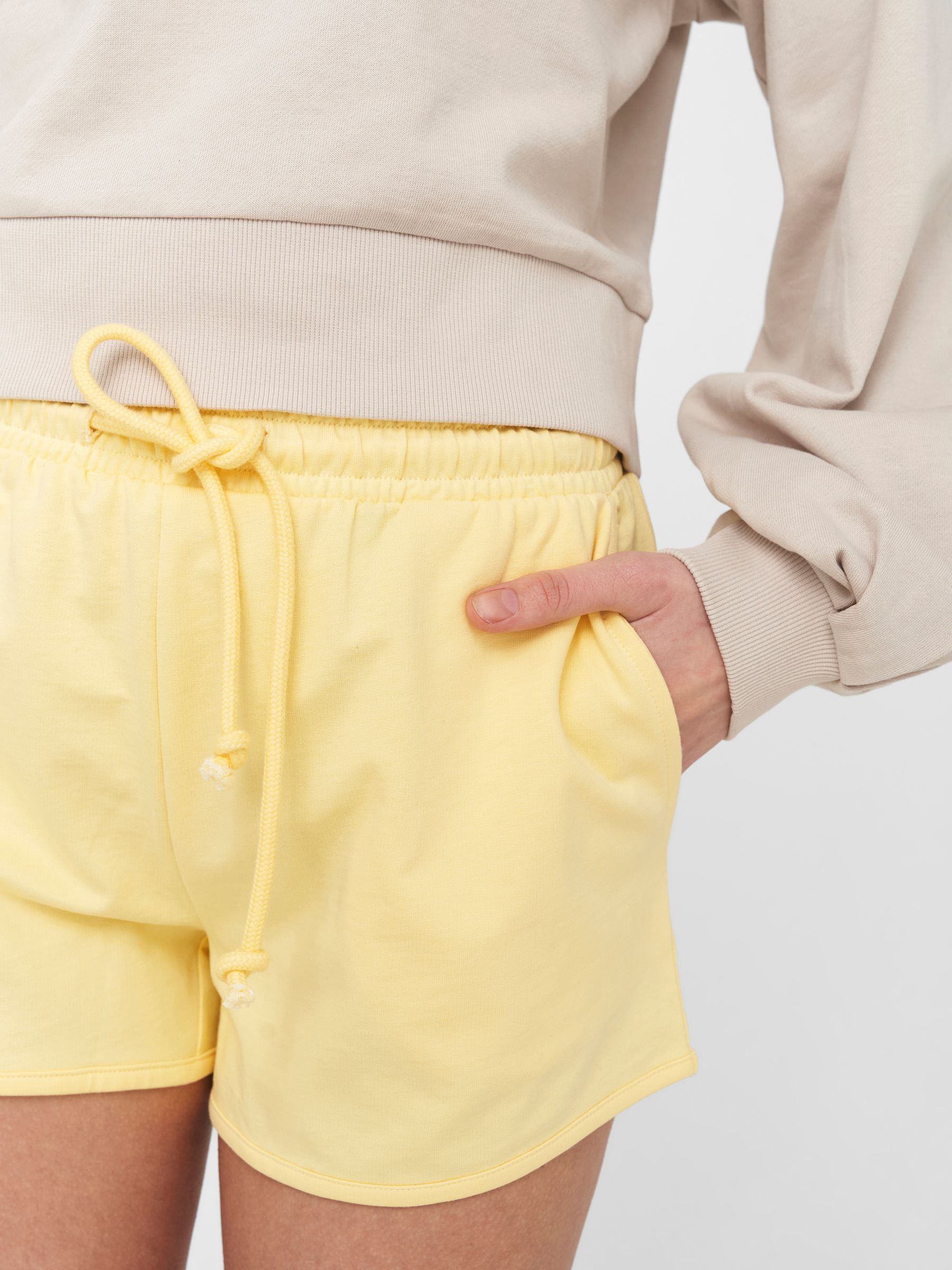 cheap shorts under $5