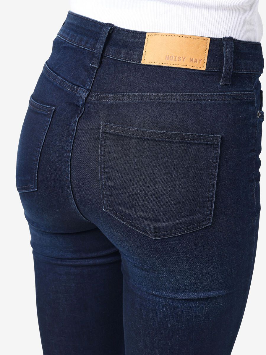 Noisy May NMSALLIE FLARED JEANS, Dark Blue Denim, highres - 27021552_DarkBlueDenim_008.jpg