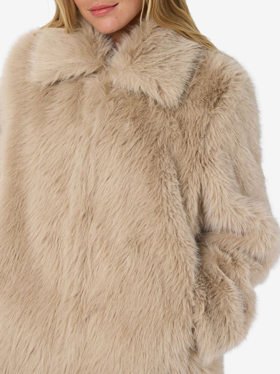 Carousel image - FAUX FUR MANTEL, Oatmeal | 5