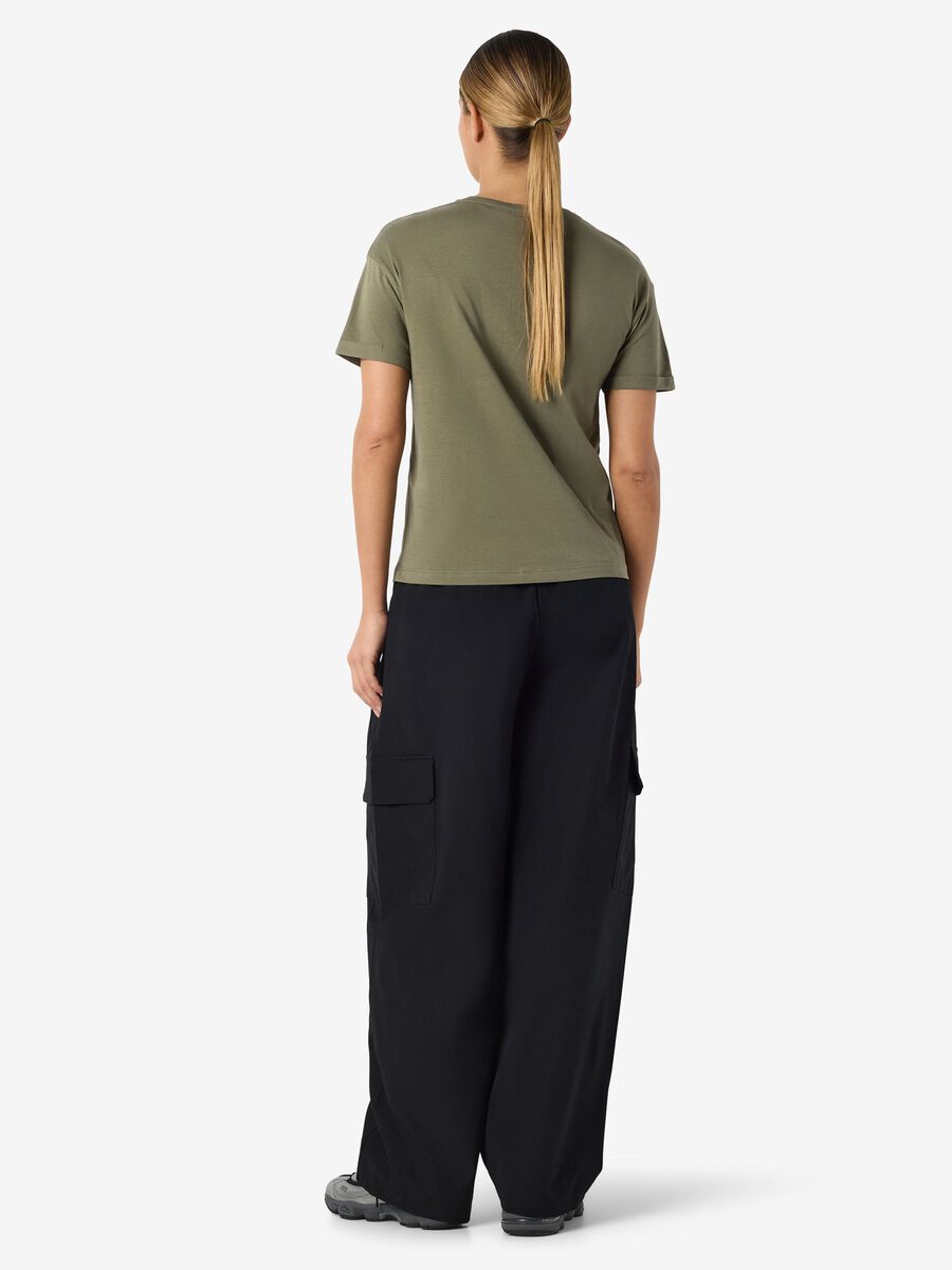 Carousel image - O-HALS T-SKJORTE, Kalamata | 4