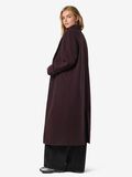Product image thumbnail - MODÈLE LONG MANTEAU, Chocolate Plum | 4