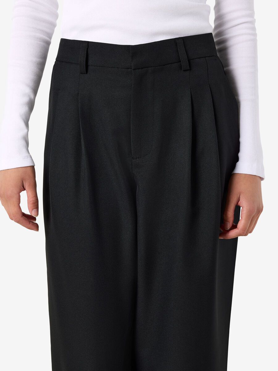 Carousel image - NMDAILI TRACK PANTS, Black | 5