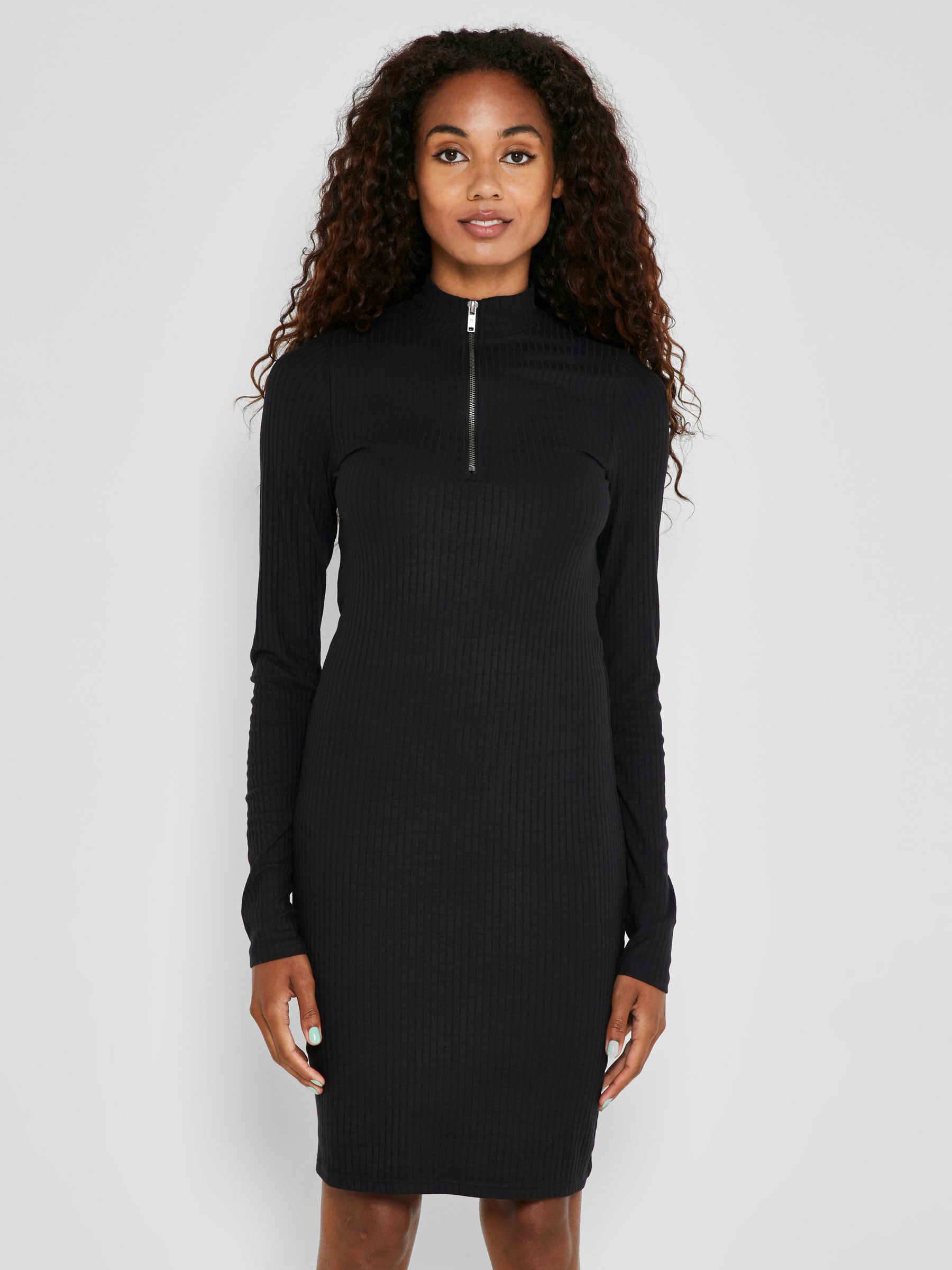 Robe noir col montant online
