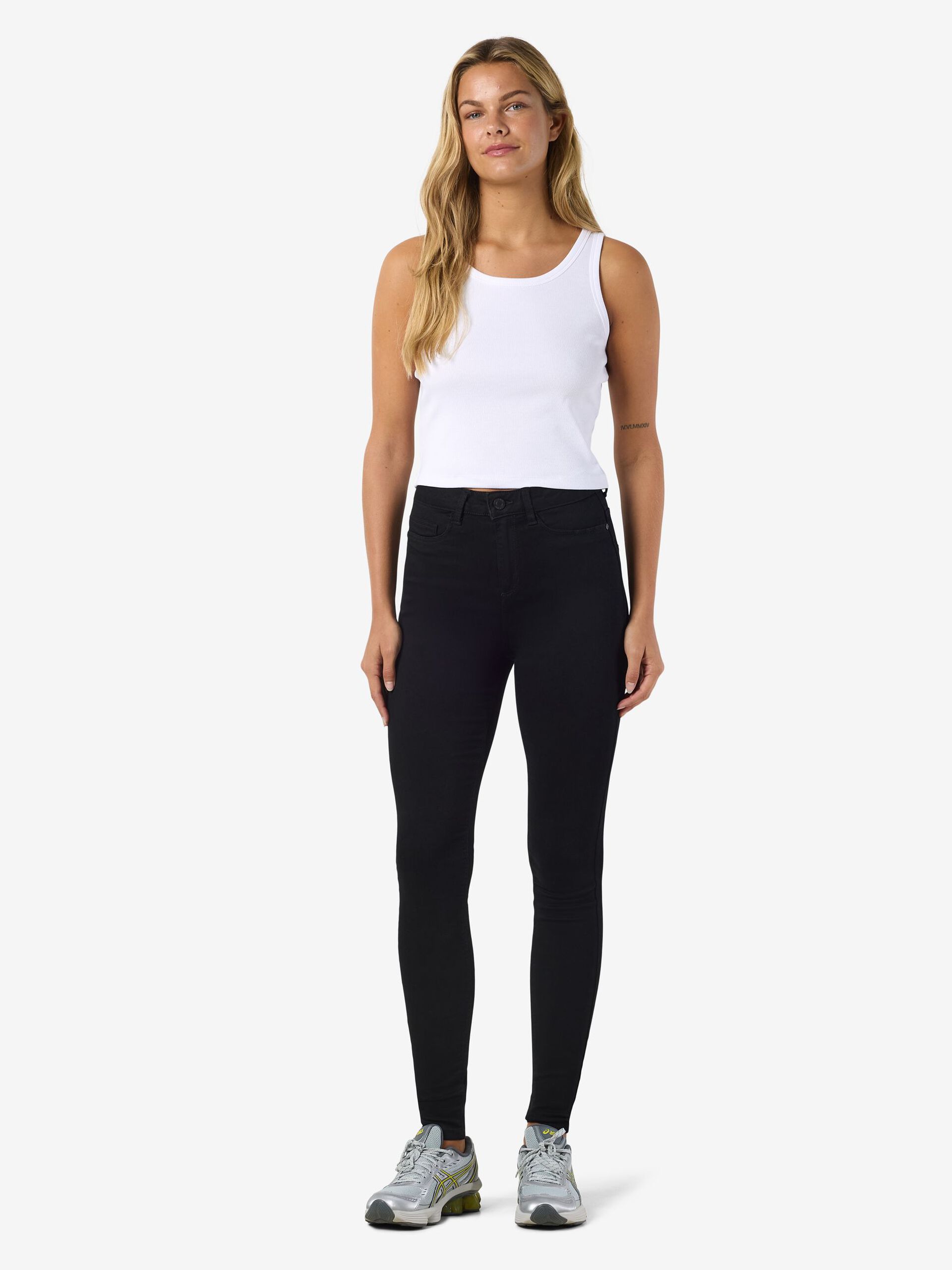 Carousel image - NMCALLIE SKINNY FIT JEANS, Black Denim | 5