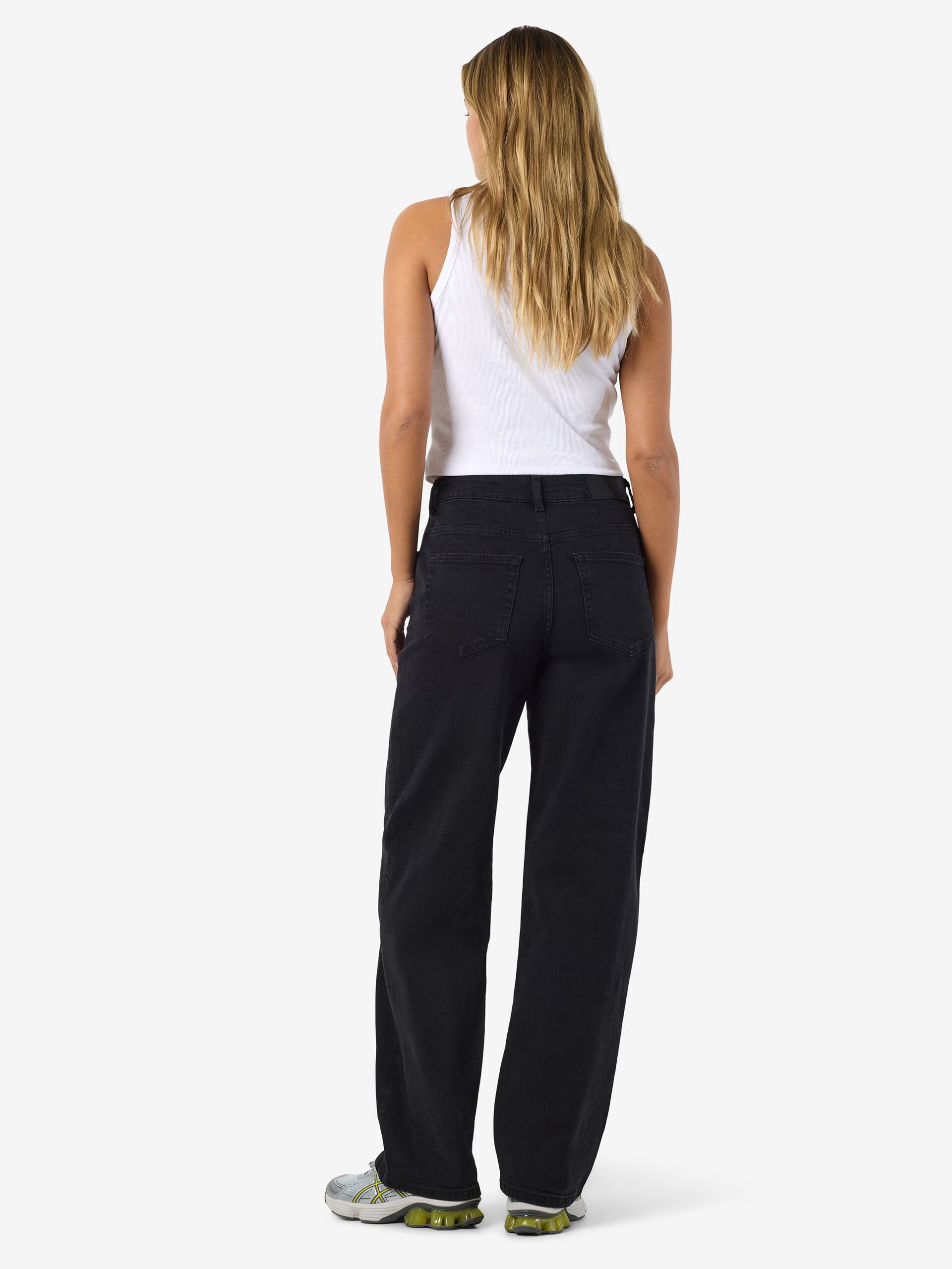 Carousel image - NMJOSIE LOOSE-FIT JEANS, Black Denim | 3