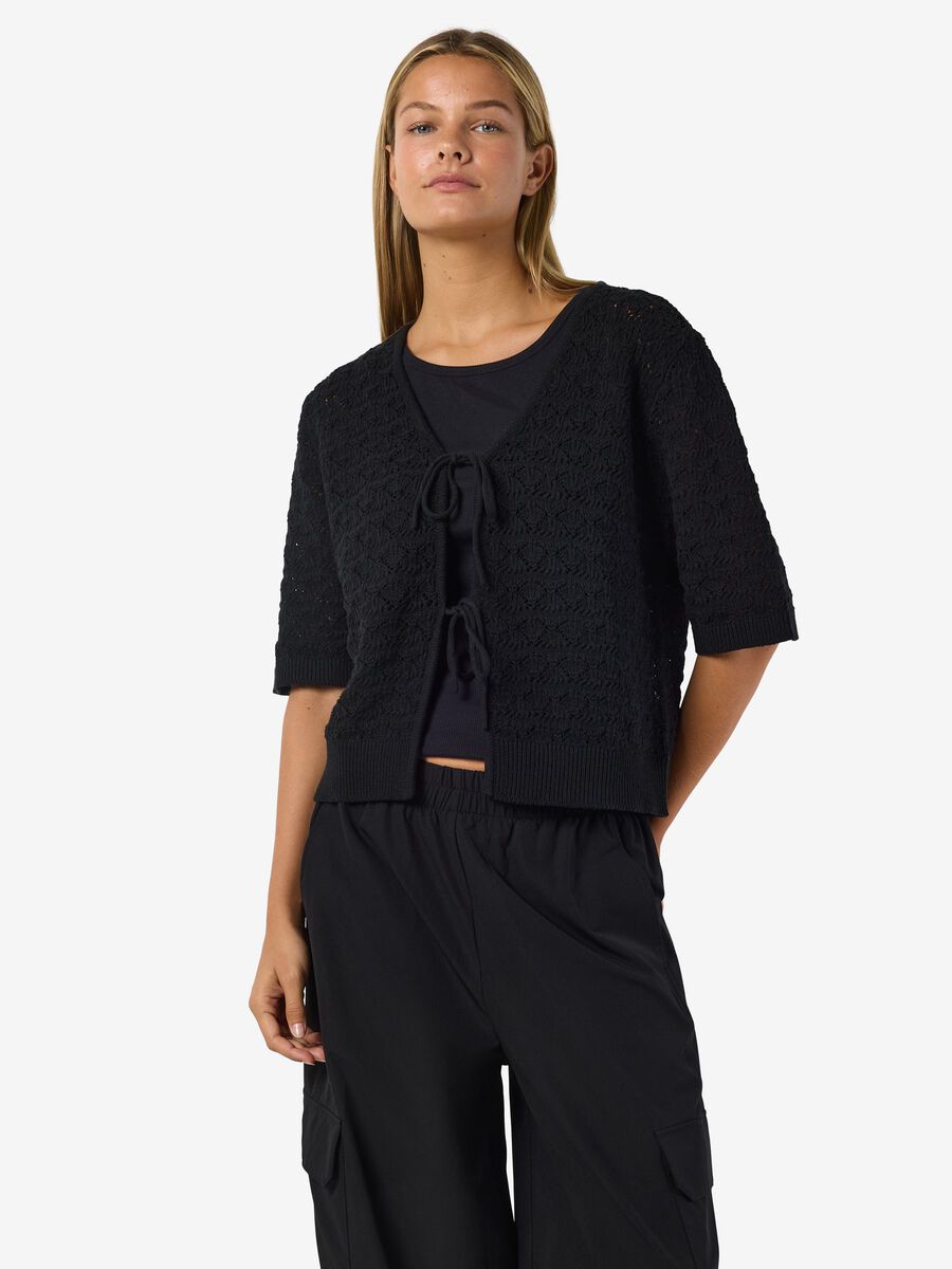 Product tile image - NMLAIKA KNYTNING STICKAD TOPP, Black | 27036933_Black