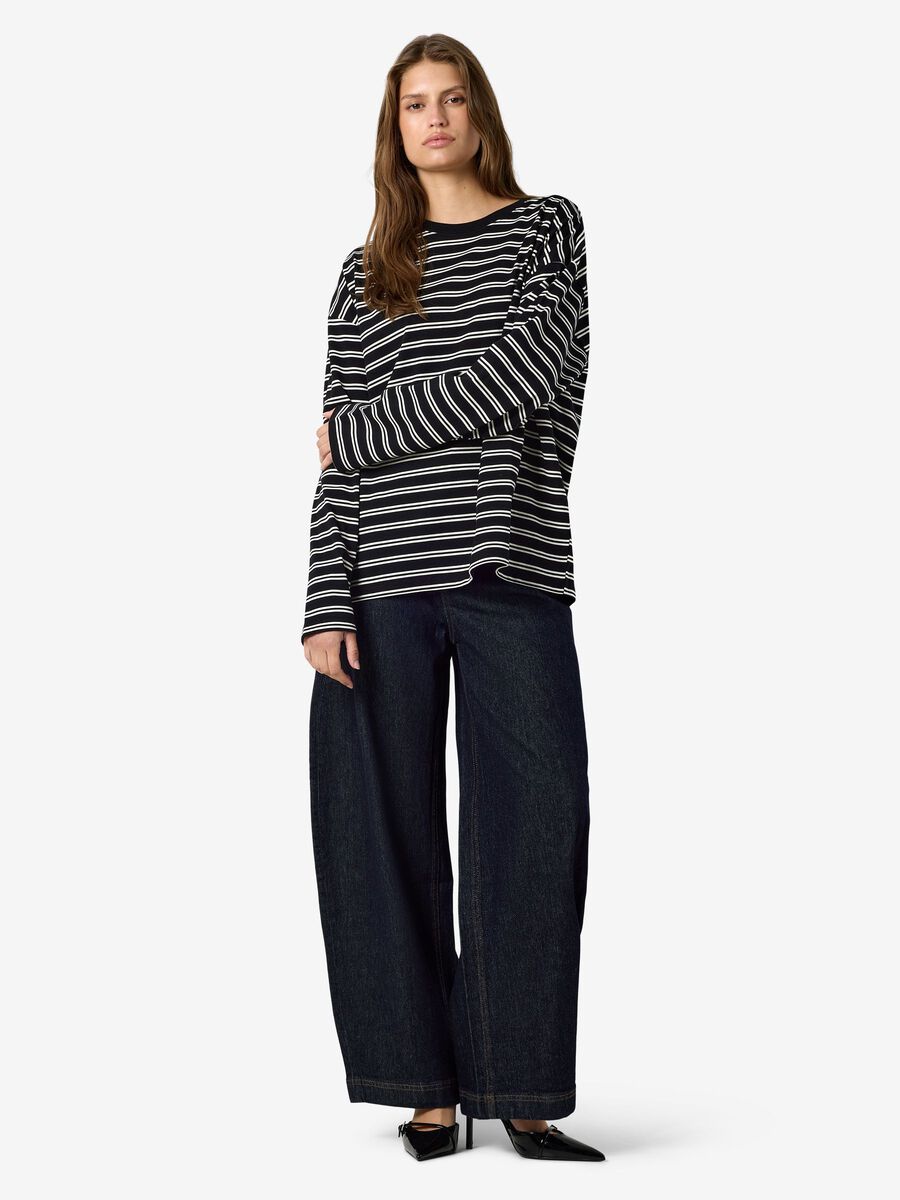 Carousel image - STRIPED PULLOVER, Black | 4