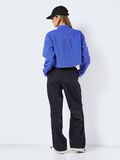 Noisy May CROPPED SPIJKERBLOUSE, Dazzling Blue, highres - 27023614_DazzlingBlue_005.jpg