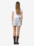 Noisy May SHORTS IN DENIM, Light Grey Denim, highres - 27032480_LightGreyDenim_005.jpg