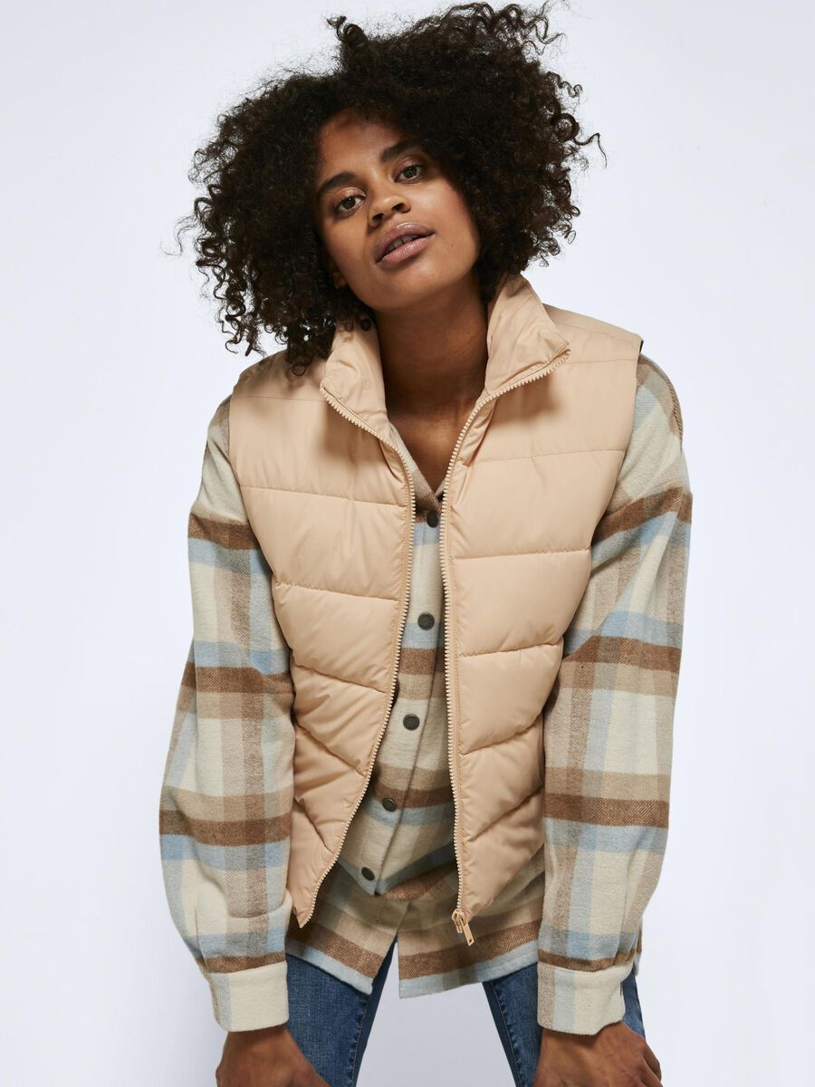 Noisy May NMMARCUS GILET, Hazelnut, highres - 27019150_Hazelnut_910474_007.jpg