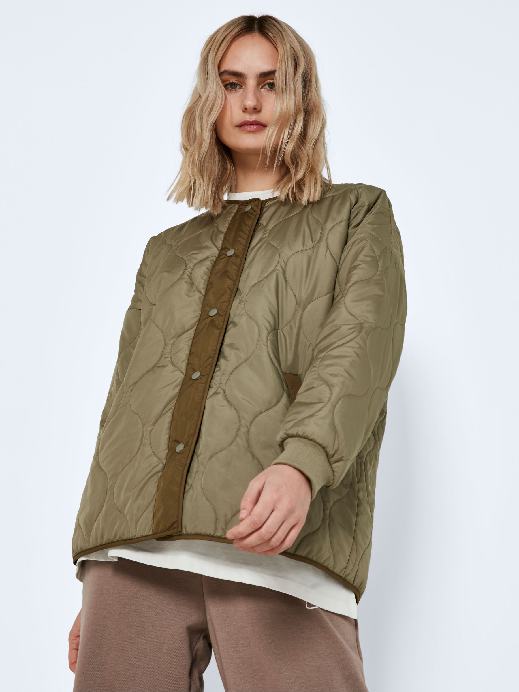 Noisy may top lightweight parka