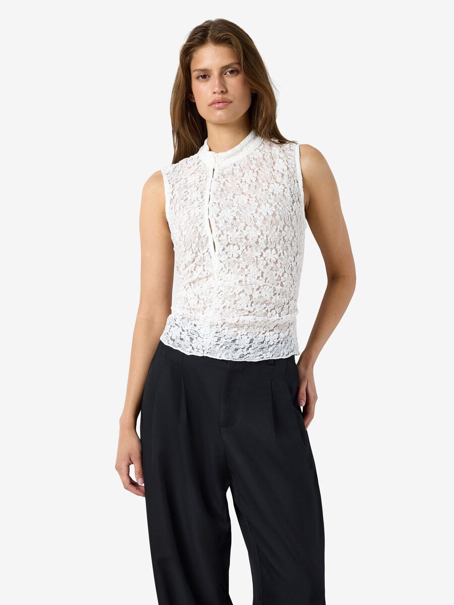 Product tile image NMPEYTON SLEEVELESS TOP, Snow White 27039957_SnowWhite