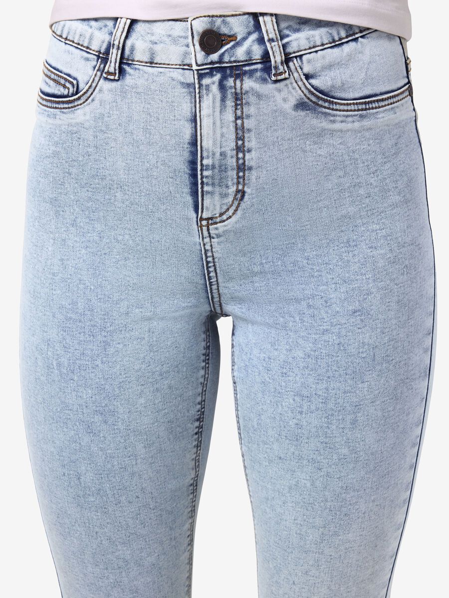 Carousel image - NMCALLIE SKINNY FIT JEANS, Light Blue Denim | 5
