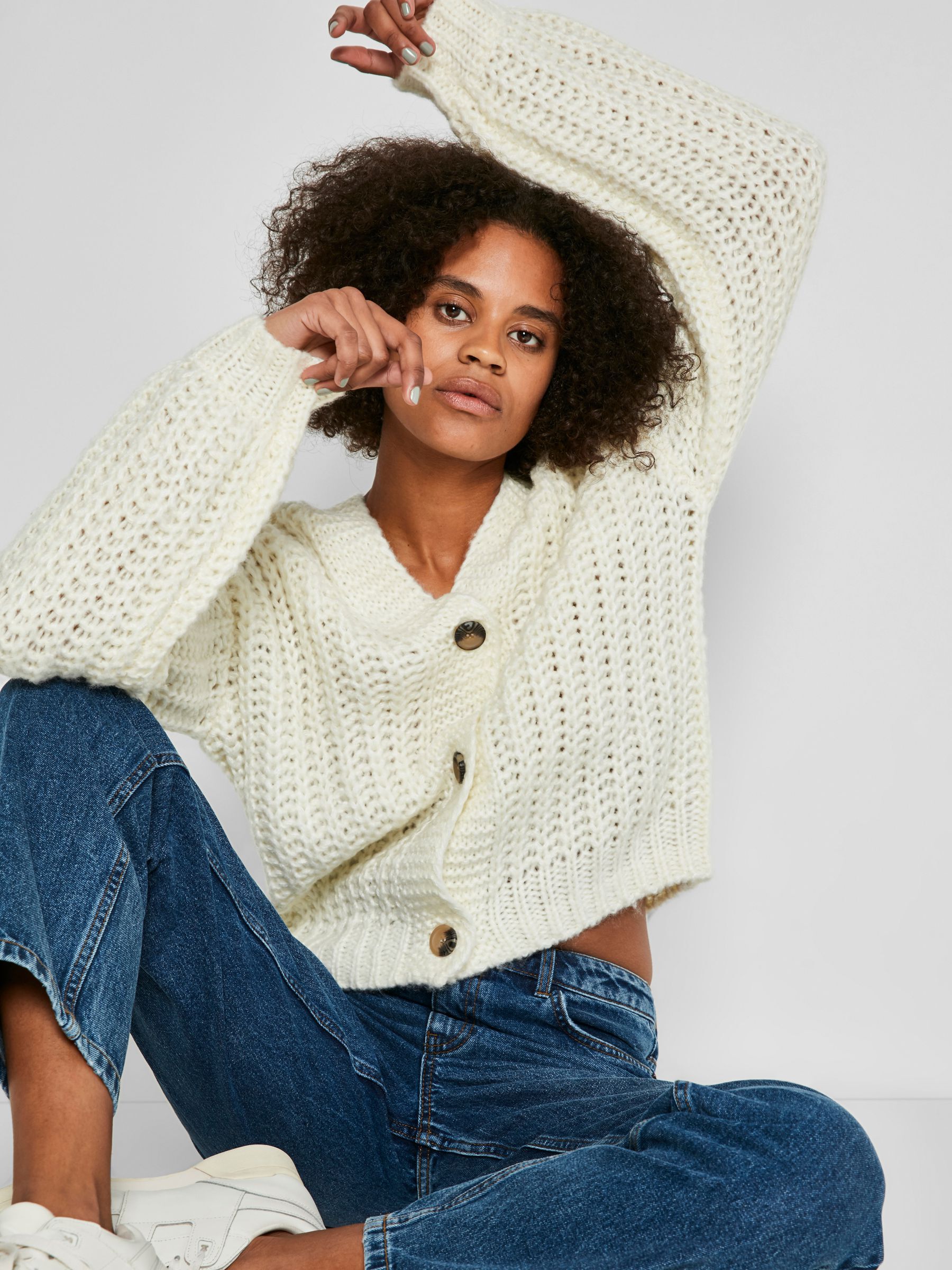 Big chunky top knit cardigan