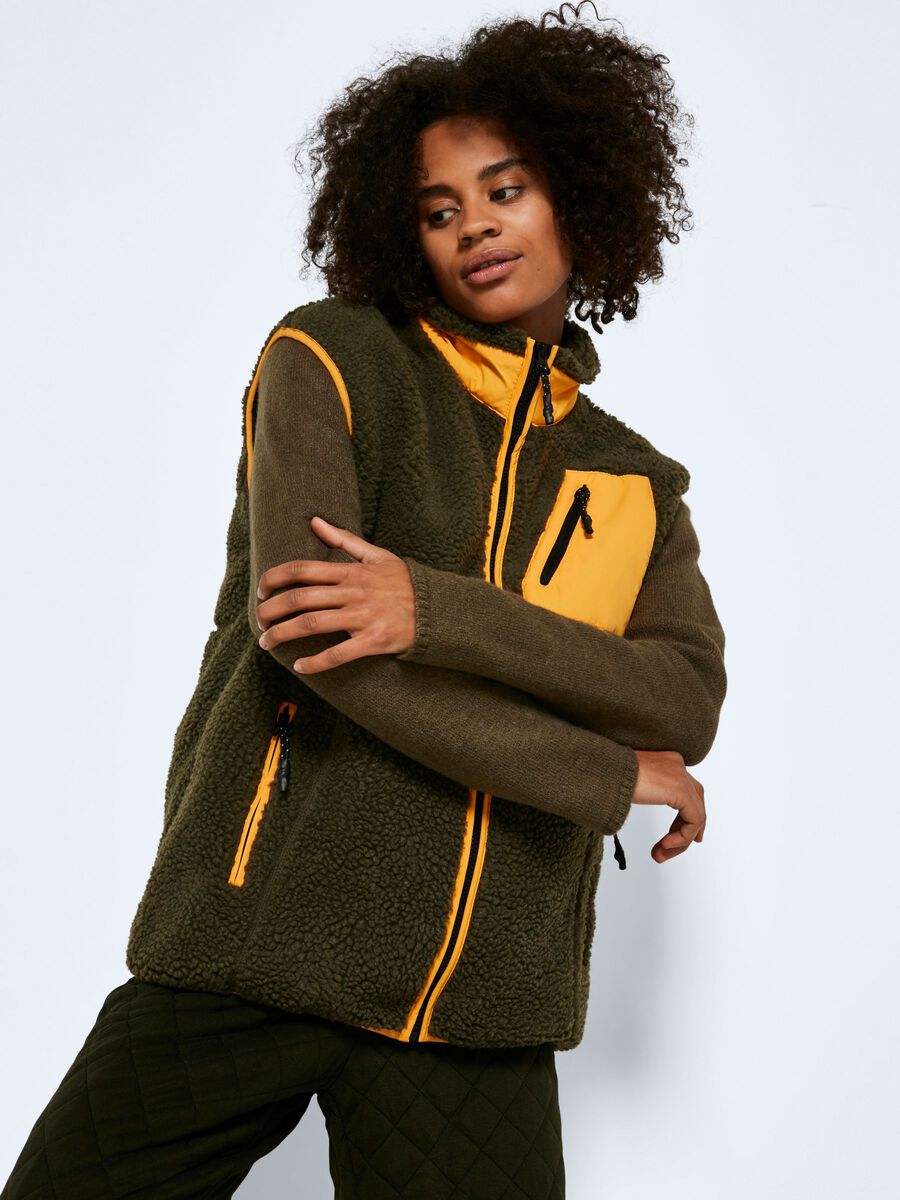 Noisy May TEDDY GILET, Burnt Olive, highres - 27014302_BurntOlive_910679_007.jpg