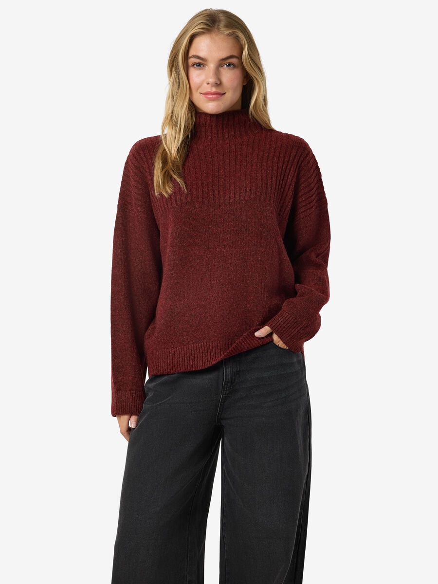 Carousel image - STRIKKET JUMPER, Windsor Wine | 1