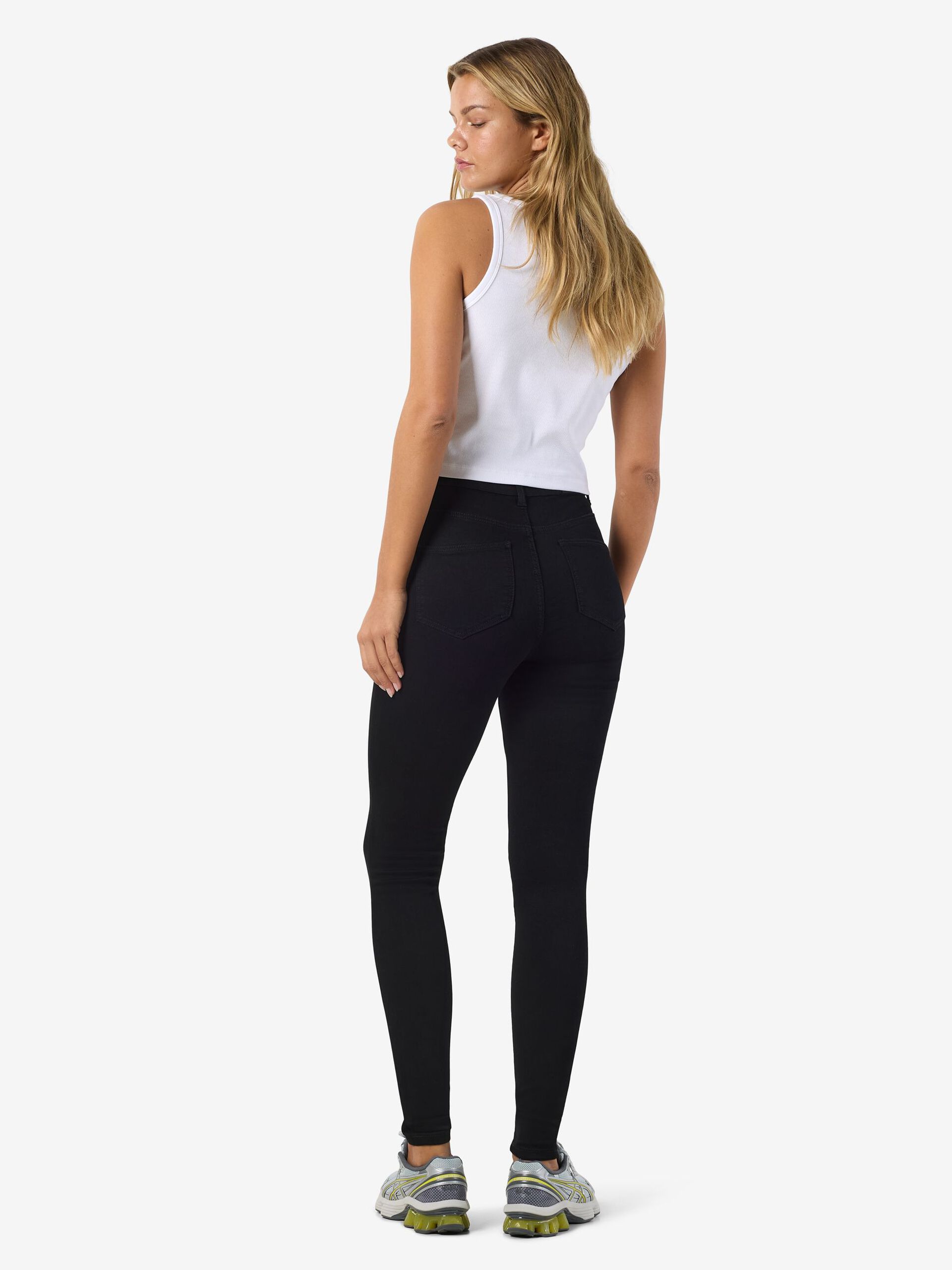 Carousel image - NMCALLIE SKINNY FIT JEANS, Black Denim | 4