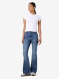Noisy May NMKAREEN UTSVÄNGDA JEANS, Medium Blue Denim, highres - 27034386_MediumBlueDenim_007.jpg