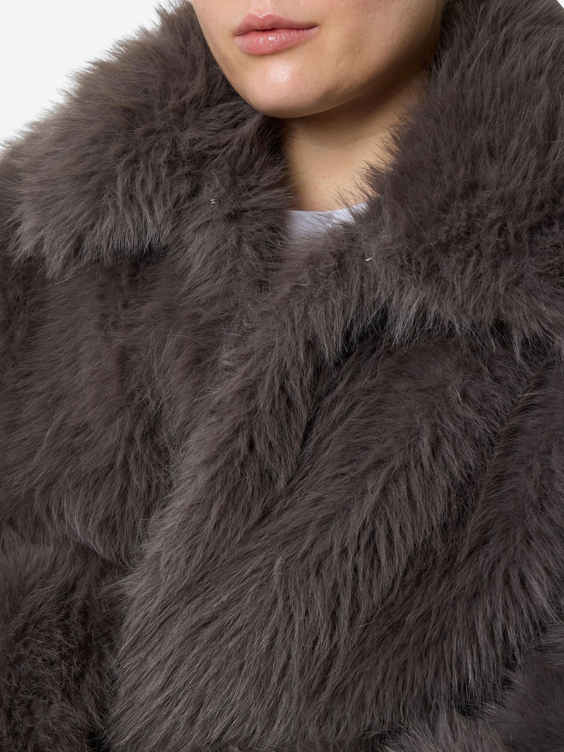 Carousel image - CURVE FAUX FUR JACKET, Charcoal Gray | 5